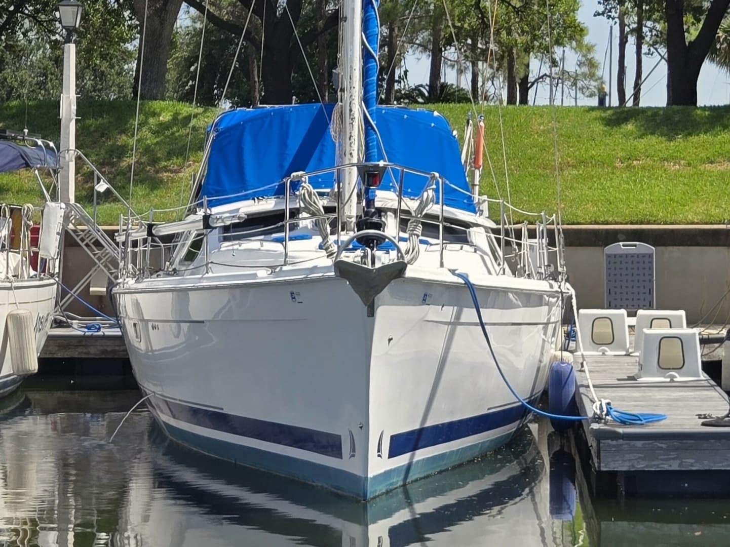 2007 Hunter 44 DS