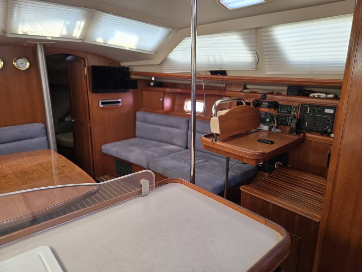 2007 Hunter 44 DS