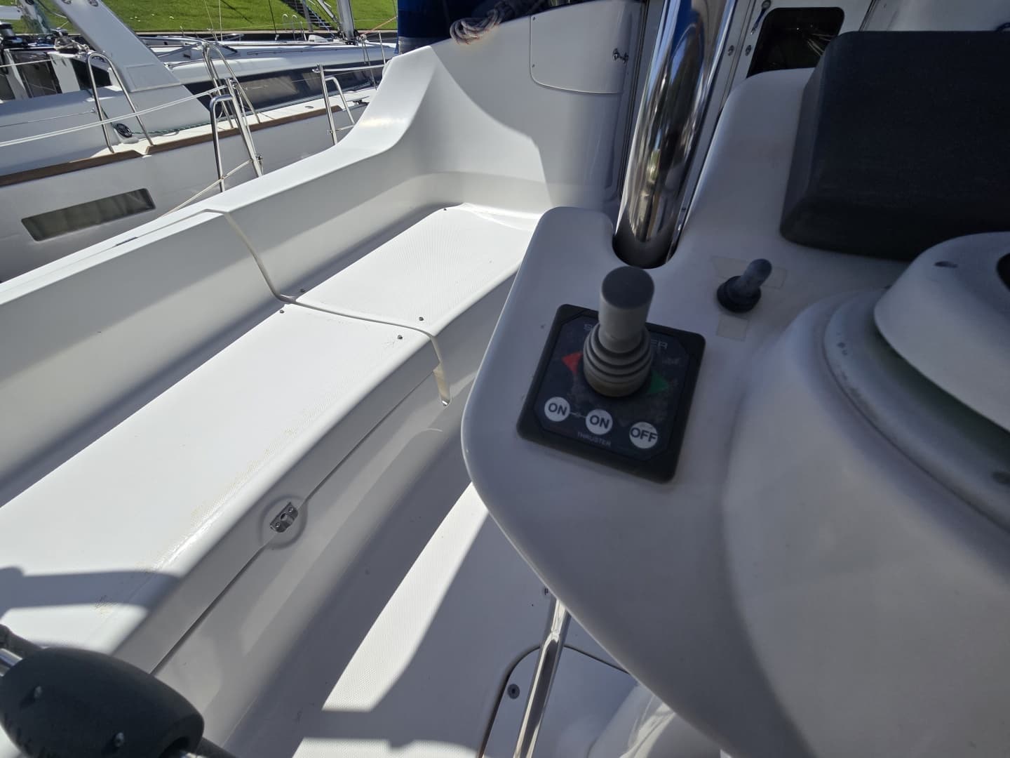 2007 Hunter 44 DS