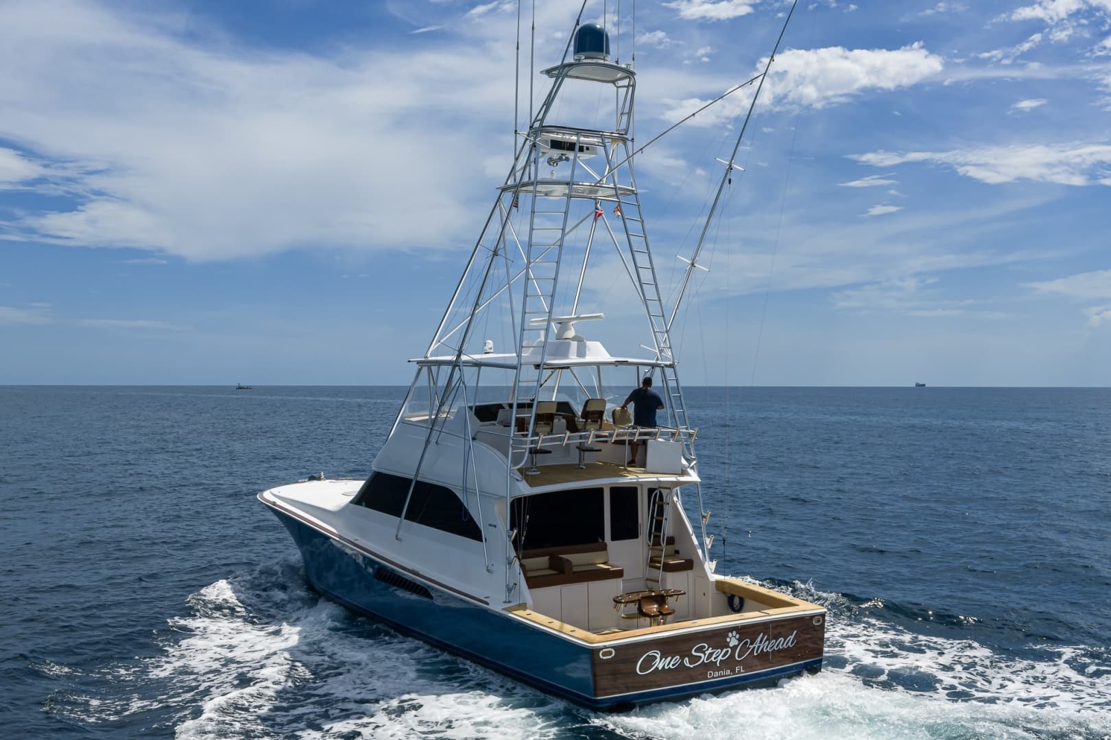 2002 Viking 61 Convertible
