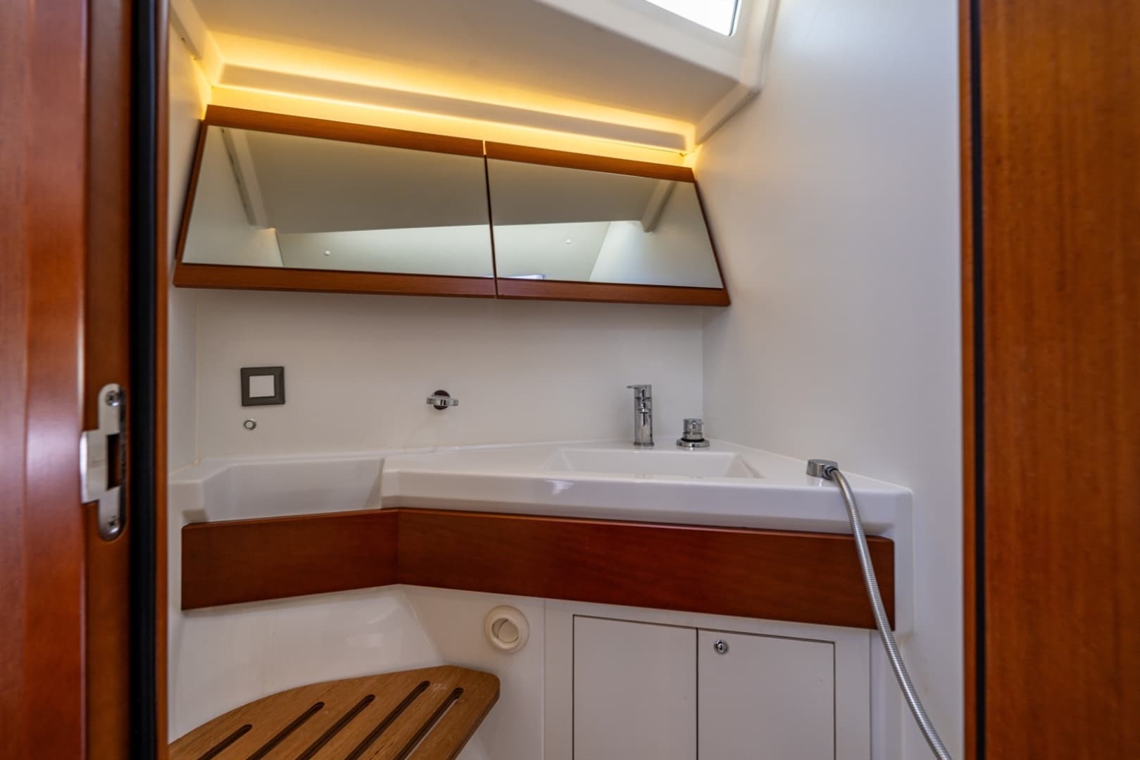 2019 Beneteau Oceanis 46.1