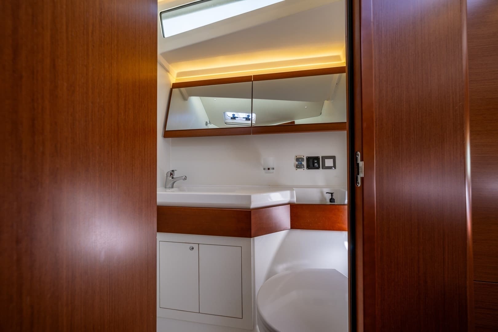 2019 Beneteau Oceanis 46.1