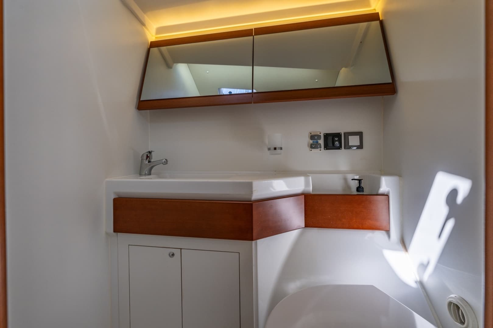 2019 Beneteau Oceanis 46.1