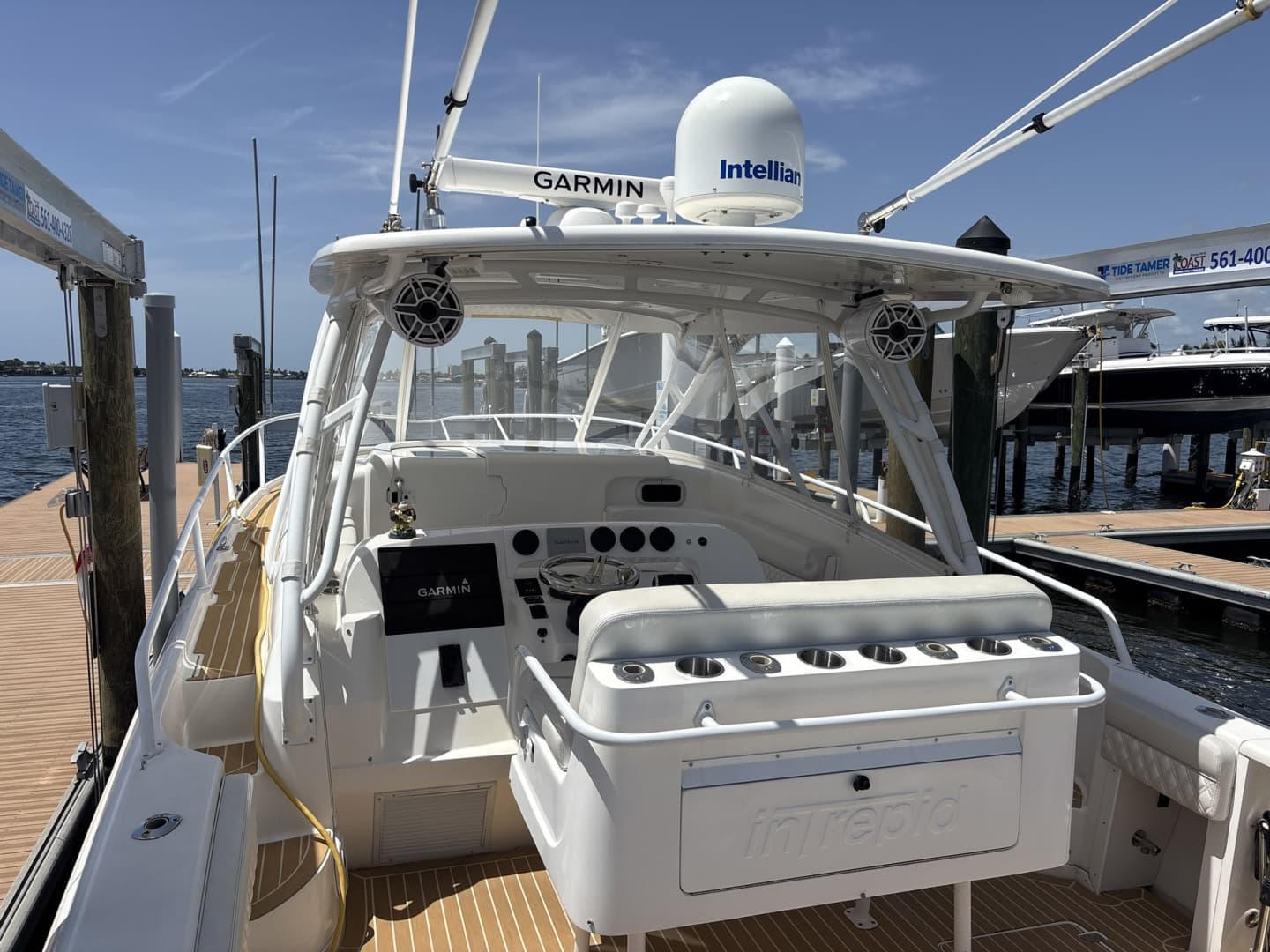 2006 Intrepid 