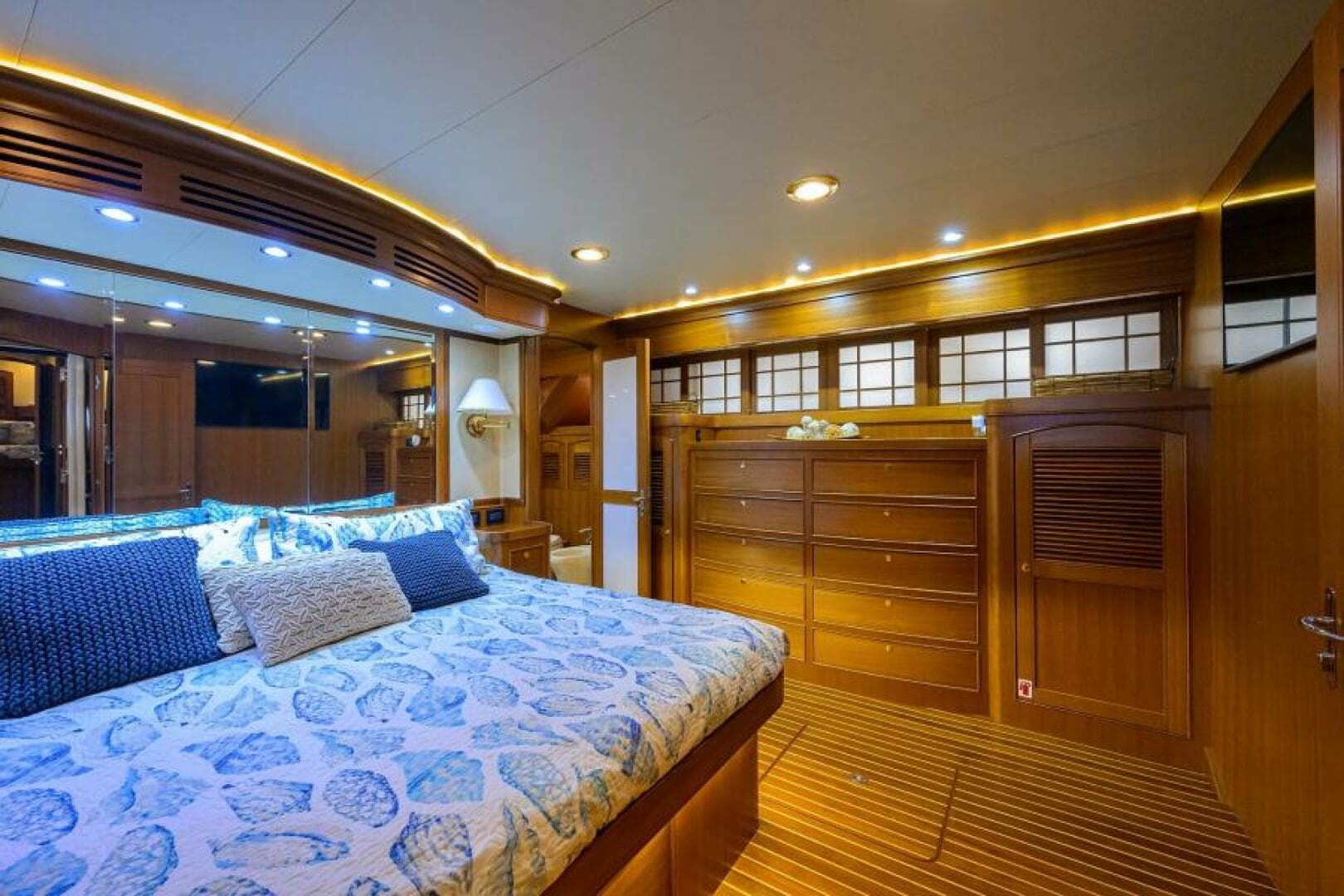 2011 Marlow 97 Explorer
