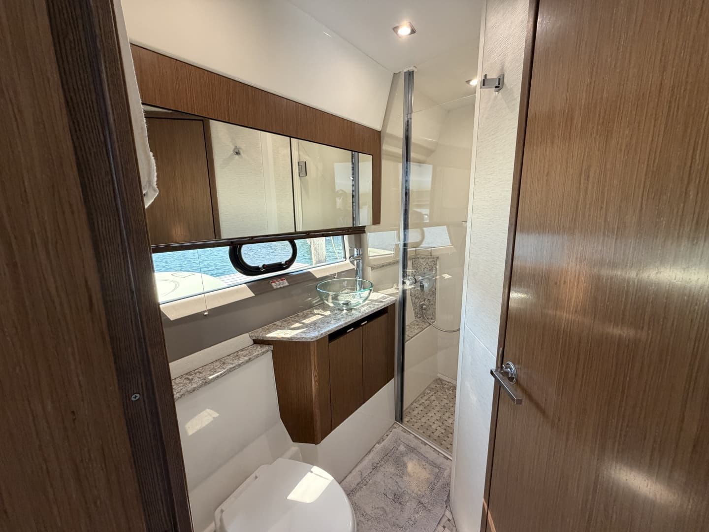 2017 Sea Ray 460 Sundancer