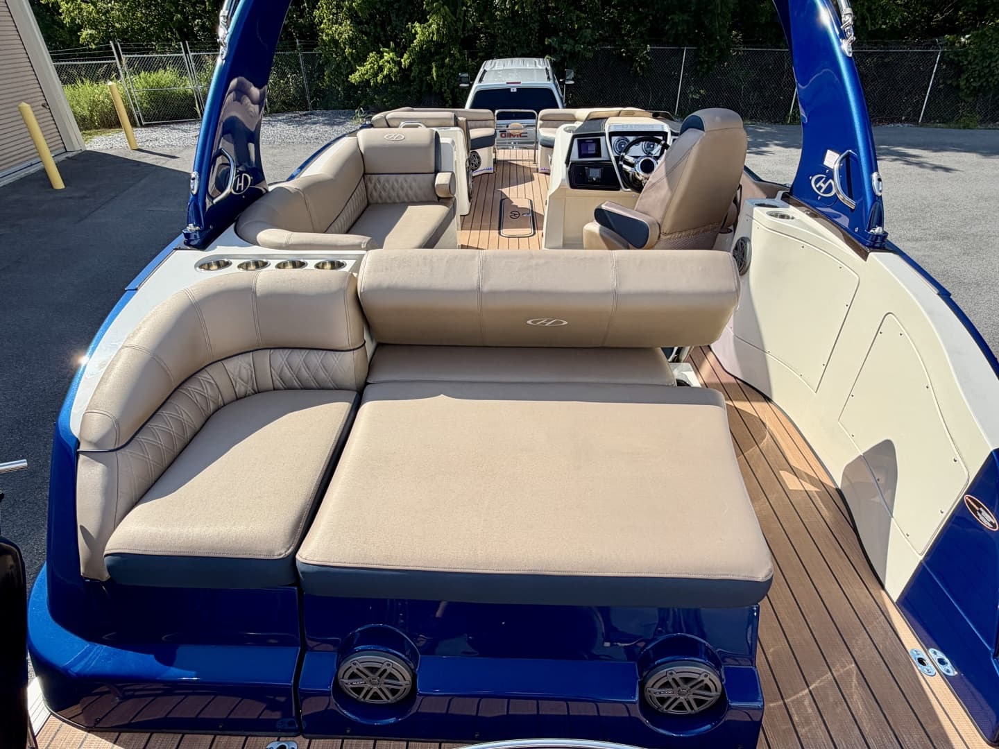 2019 Harris Crowne 250 SL Tritoon