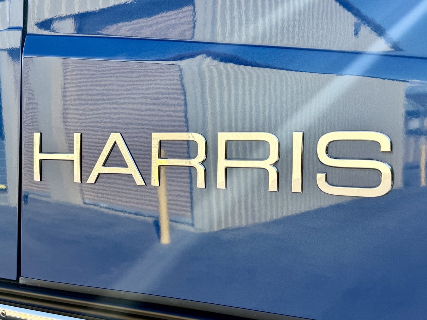 2019 Harris Crowne 250 SL Tritoon