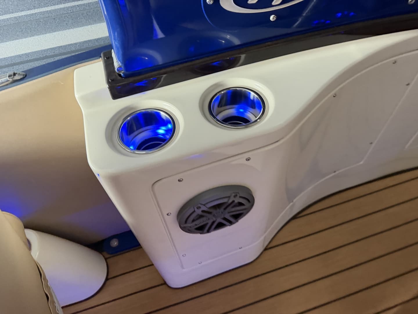2019 Harris Crowne 250 SL Tritoon