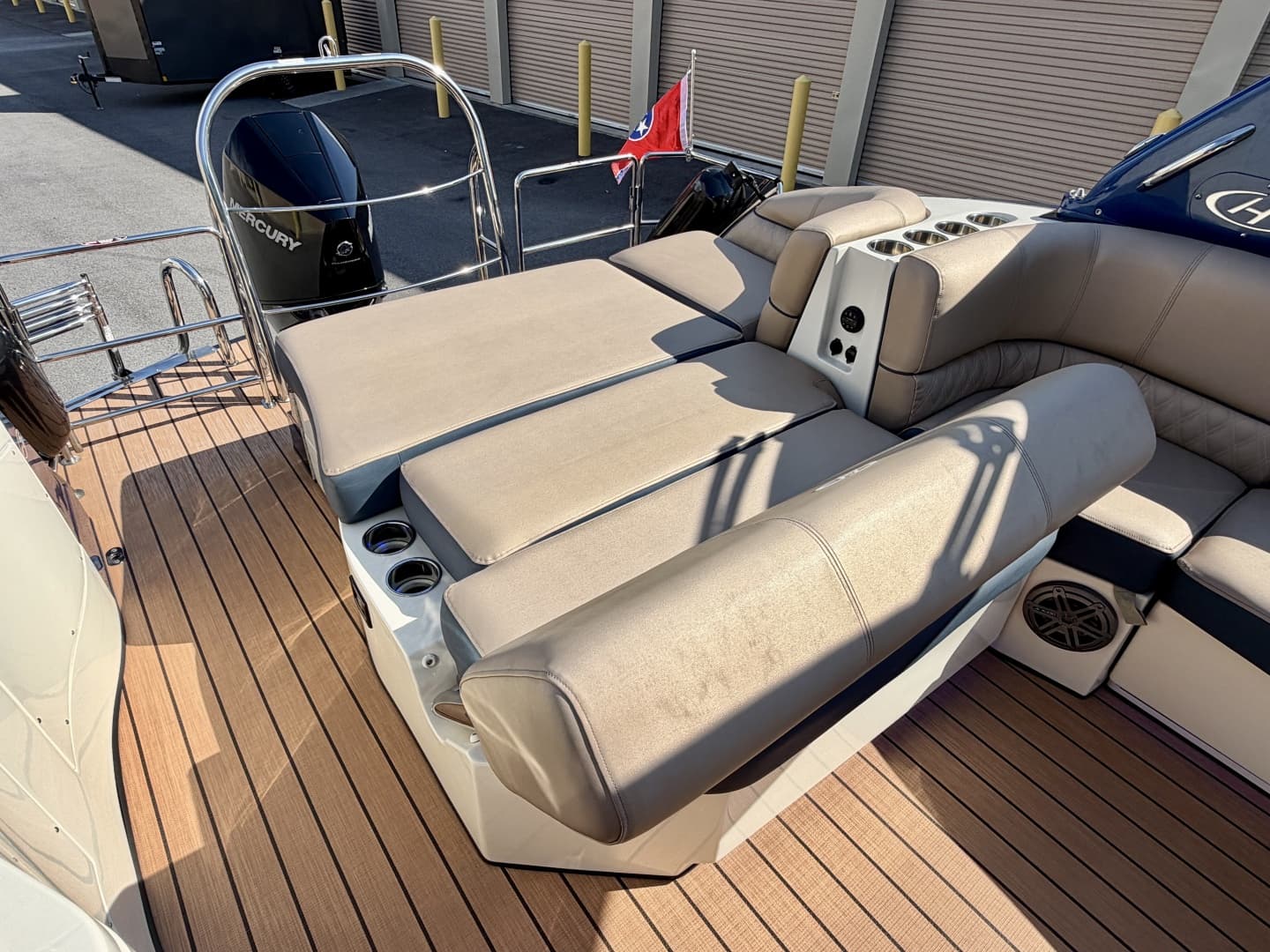 2019 Harris Crowne 250 SL Tritoon