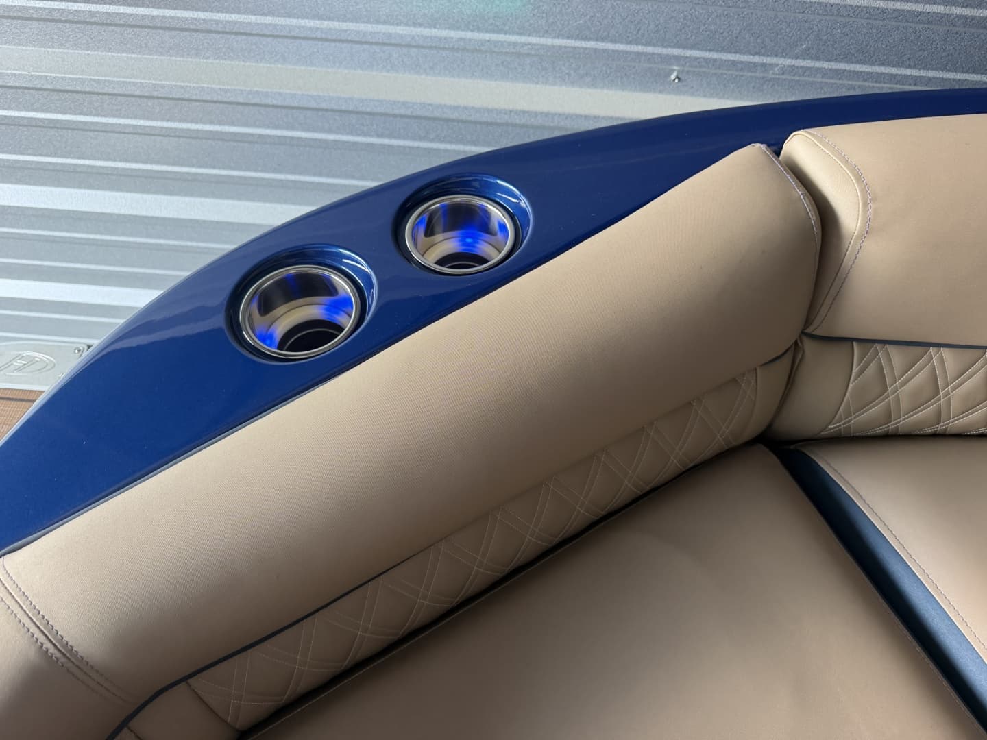 2019 Harris Crowne 250 SL Tritoon