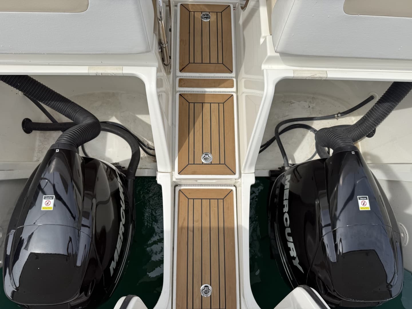 2013 Sea Ray 370 Venture