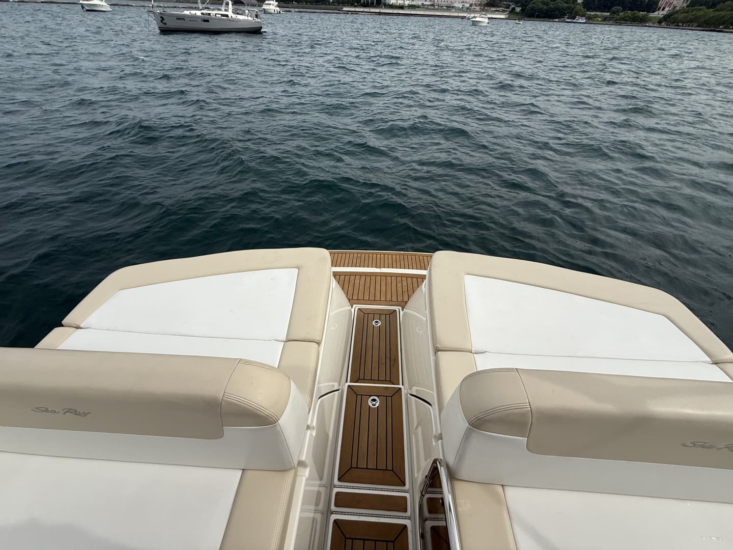 2013 Sea Ray 370 Venture