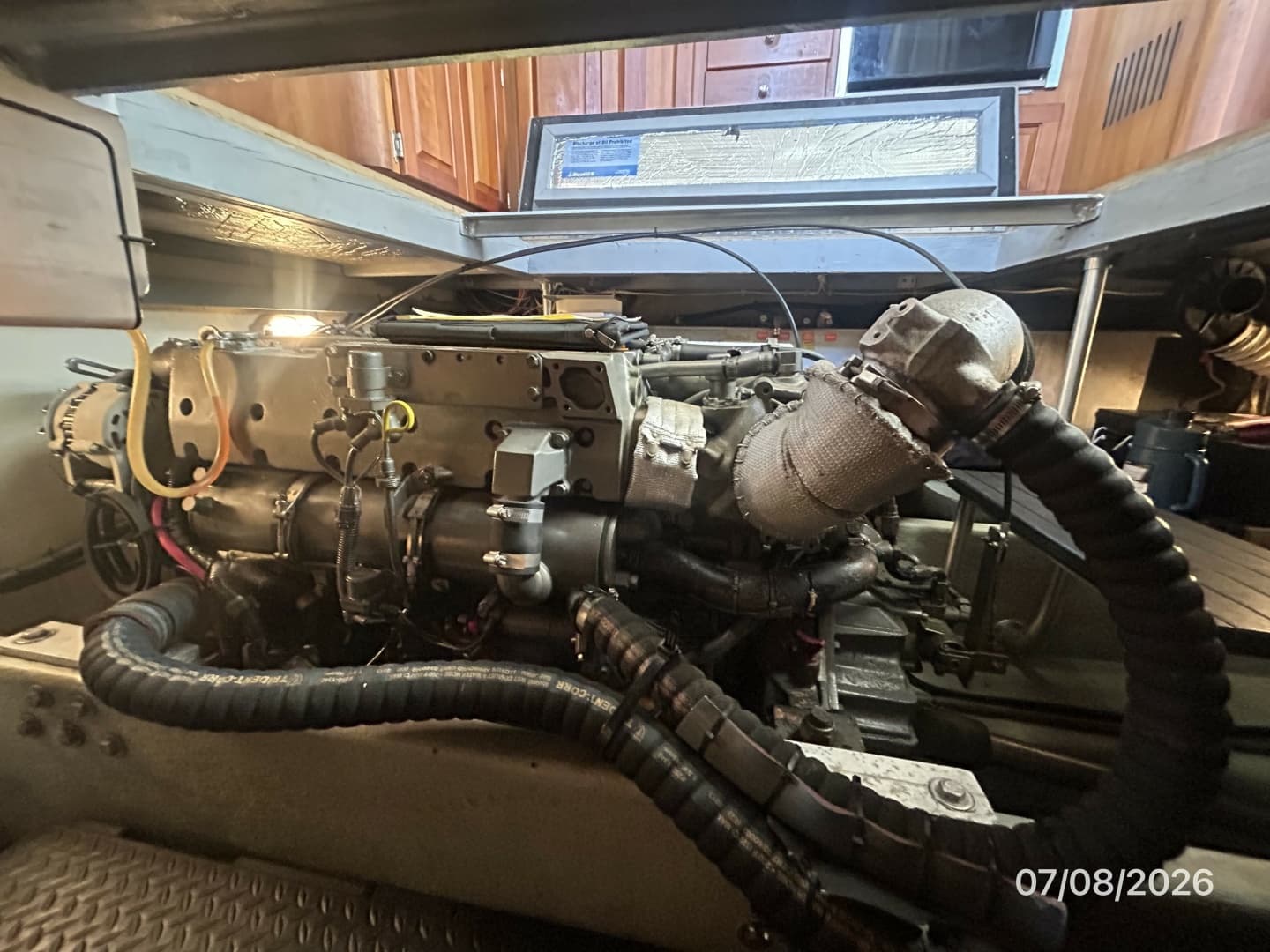 40' Mainship main engine