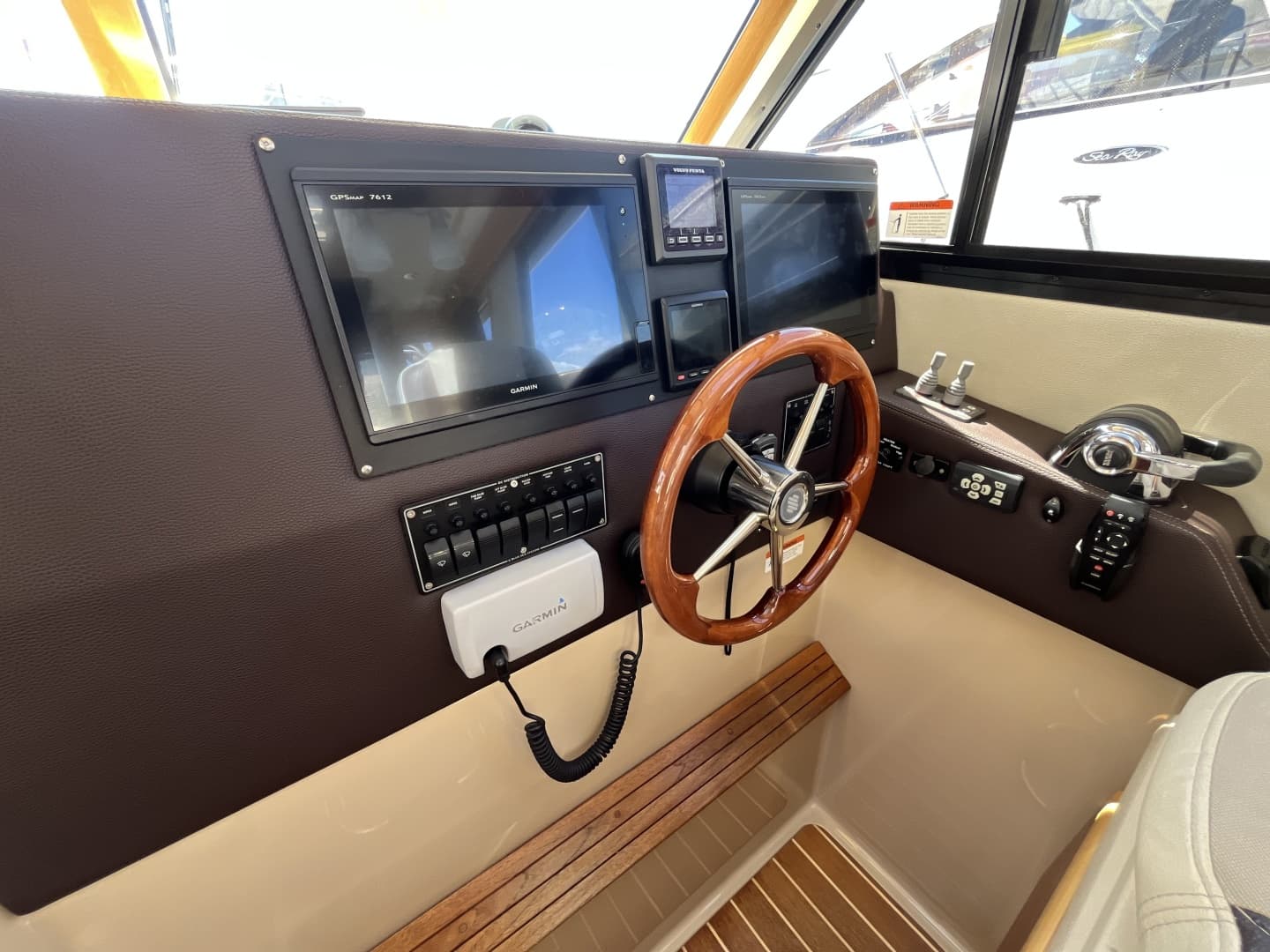 2014 Cutwater C-30 Sedan