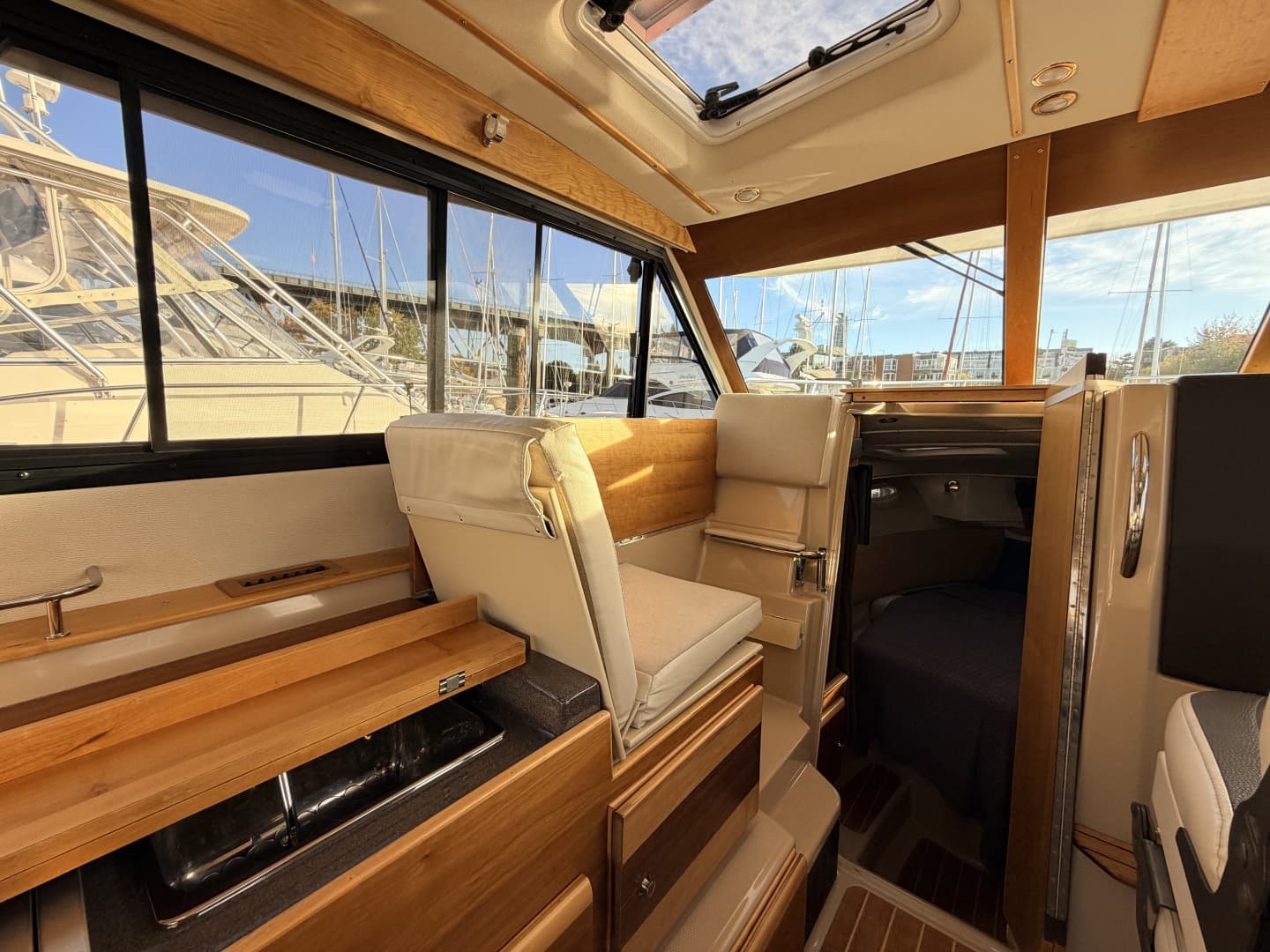 2014 Cutwater C-30 Sedan