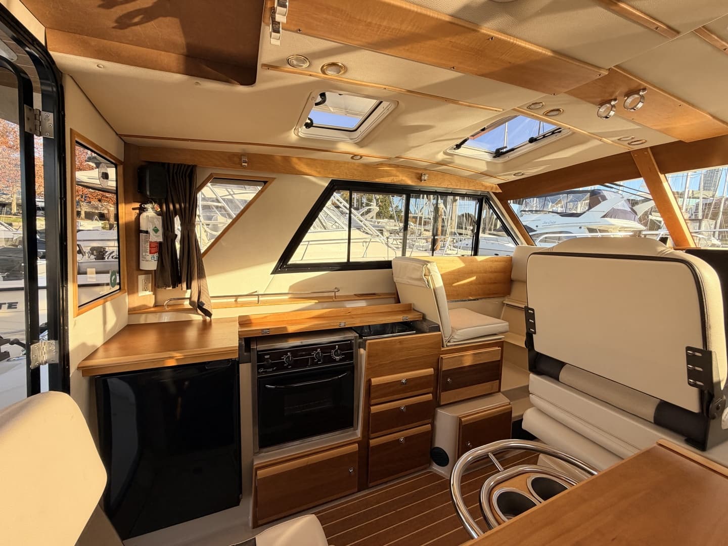2014 Cutwater C-30 Sedan