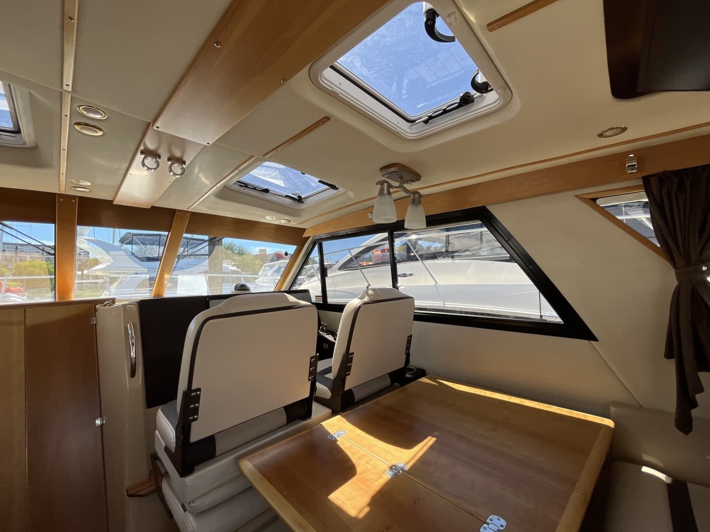 2014 Cutwater C-30 Sedan
