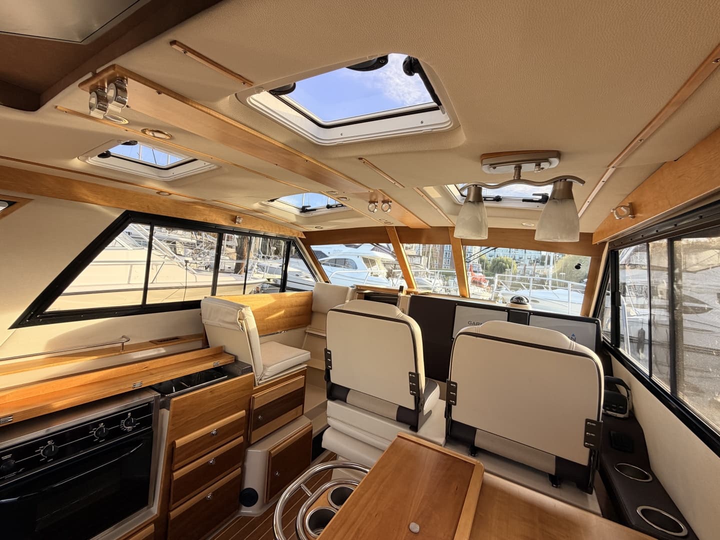 2014 Cutwater C-30 Sedan