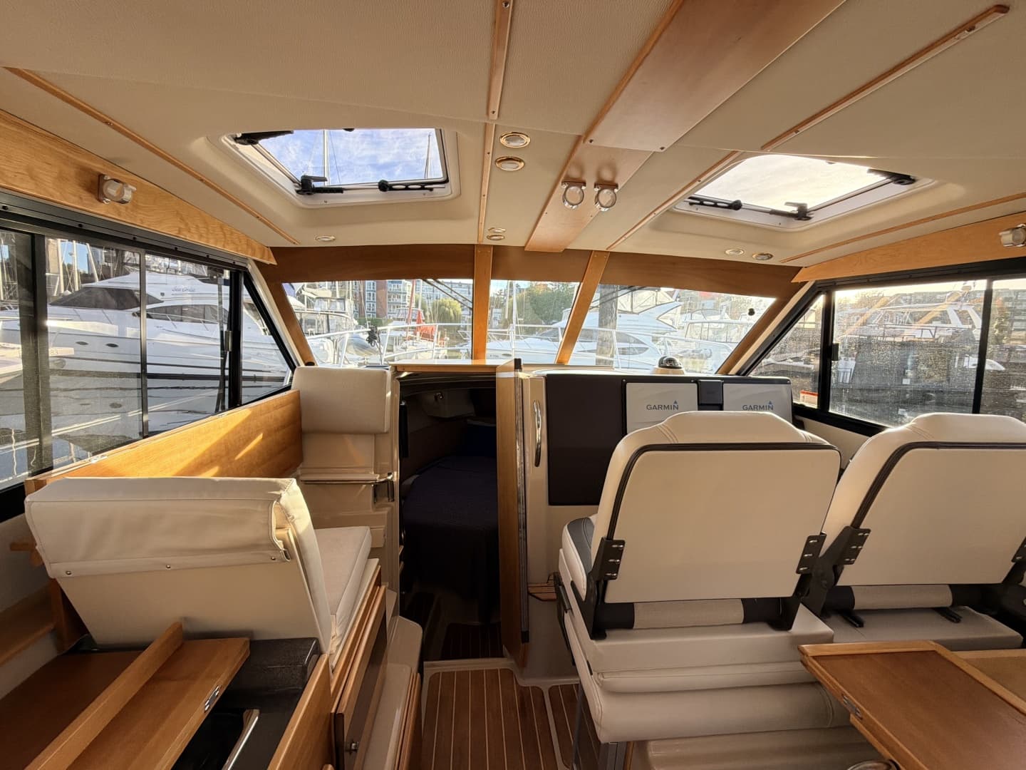 2014 Cutwater C-30 Sedan