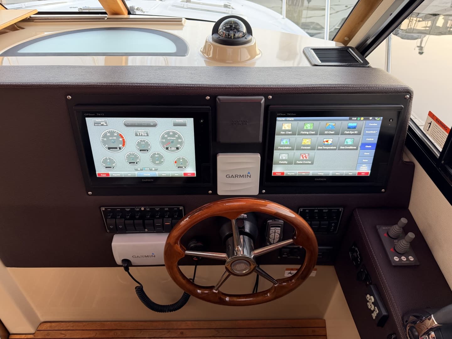 2014 Cutwater C-30 Sedan
