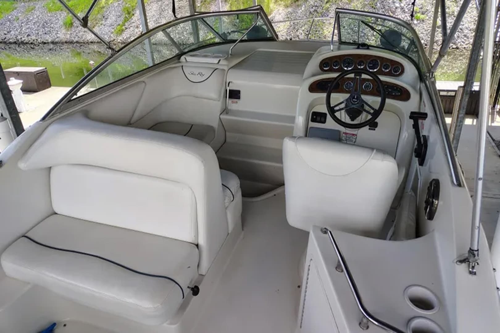 2000 Sea Ray 240 Sundancer