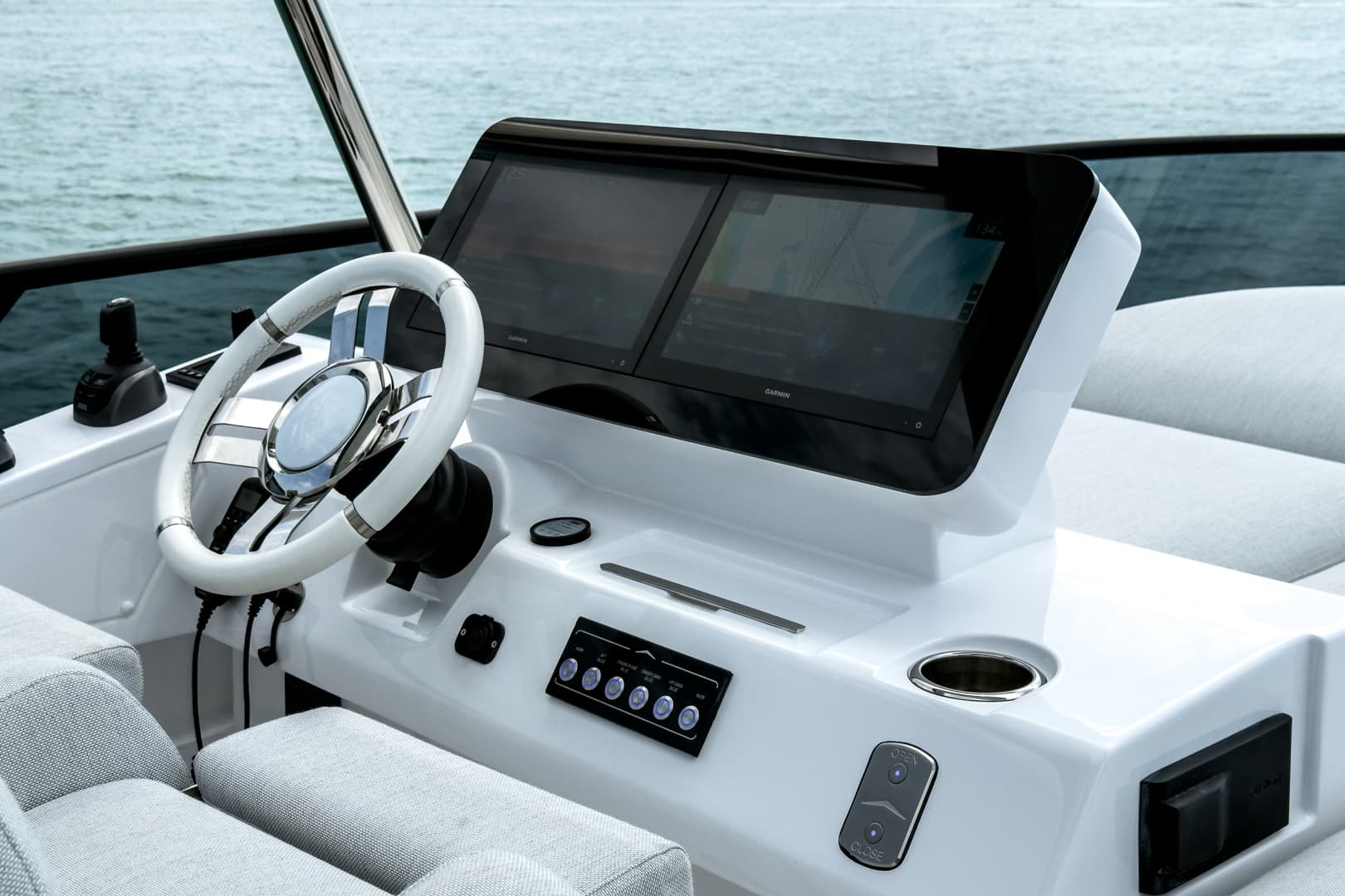 2025 Azimut FLY 53