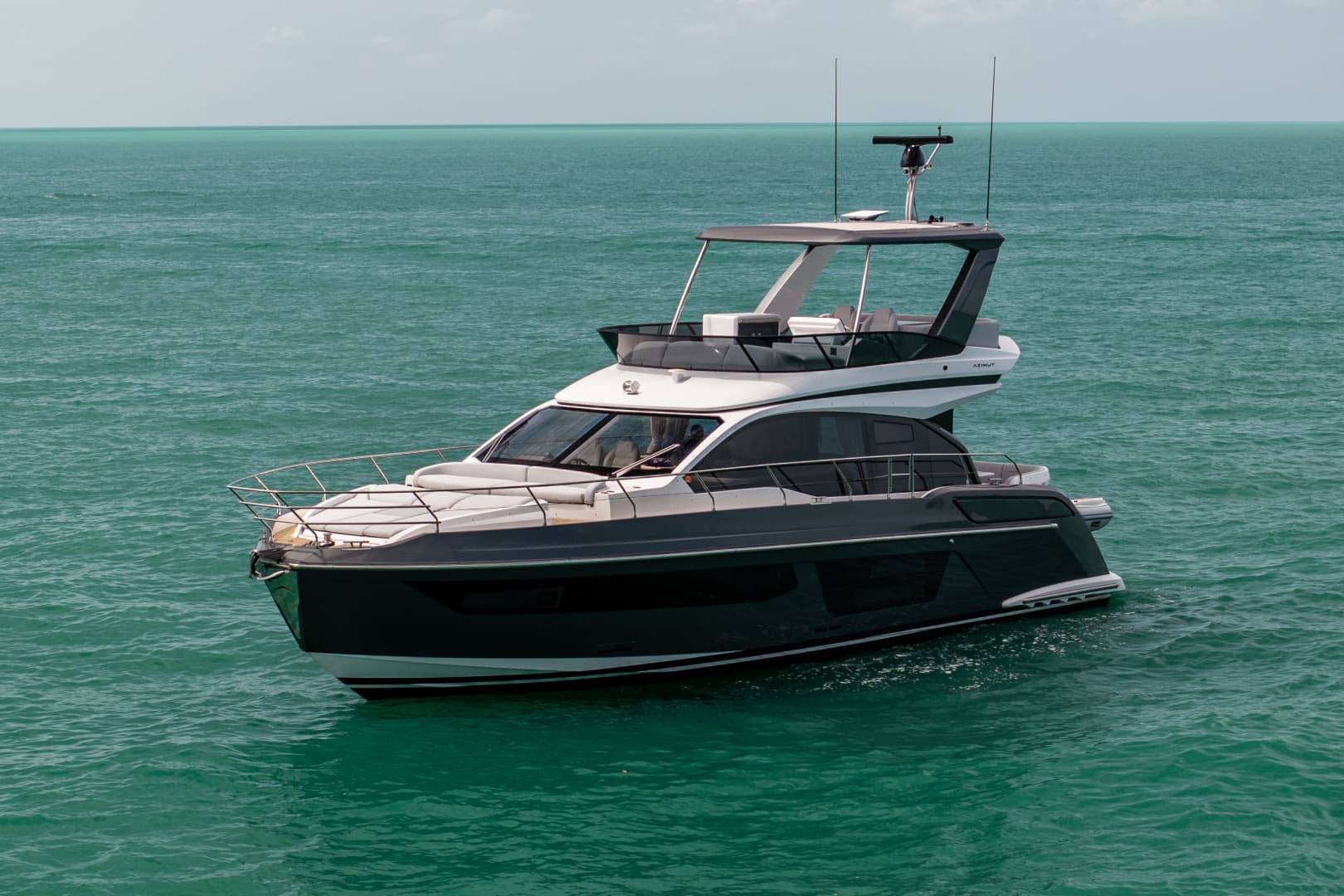 2025 Azimut 53 FLY