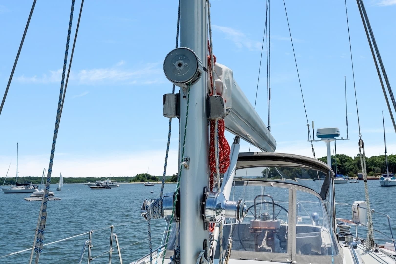 2005 Hylas 54