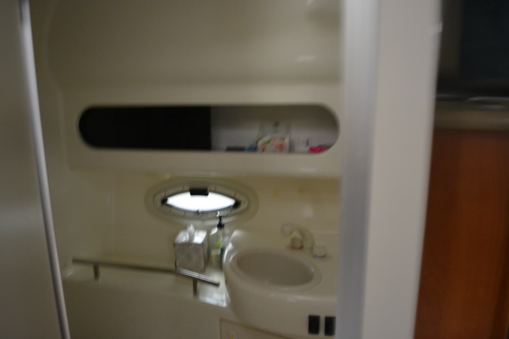 2006 Bayliner 305