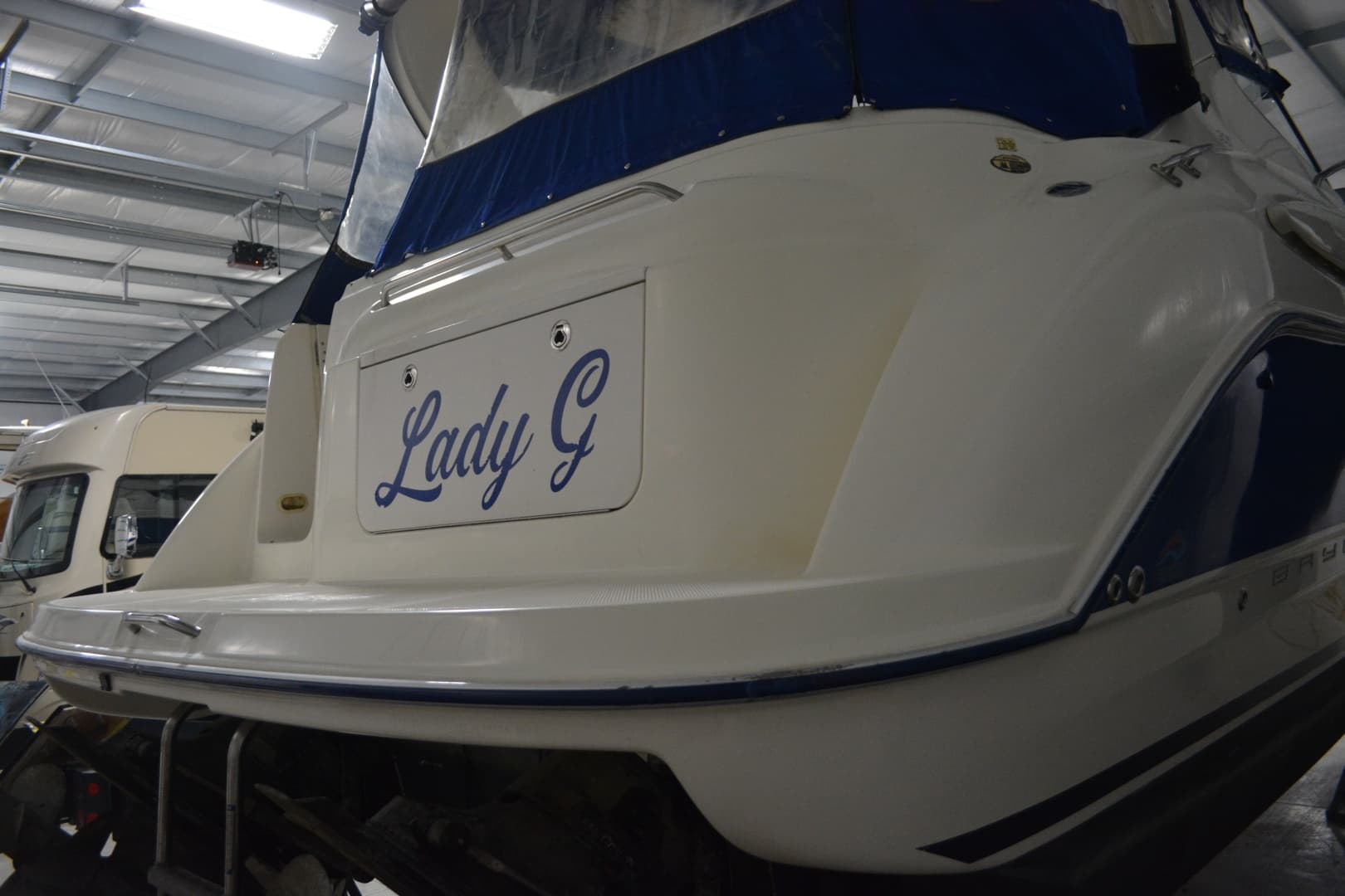 2006 Bayliner 305