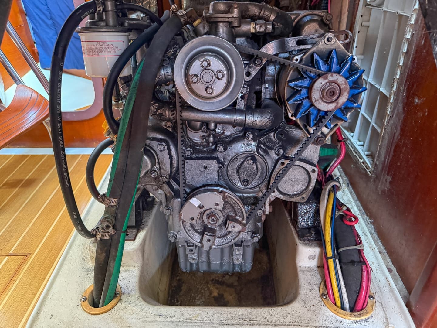 1999 Hunter 380
