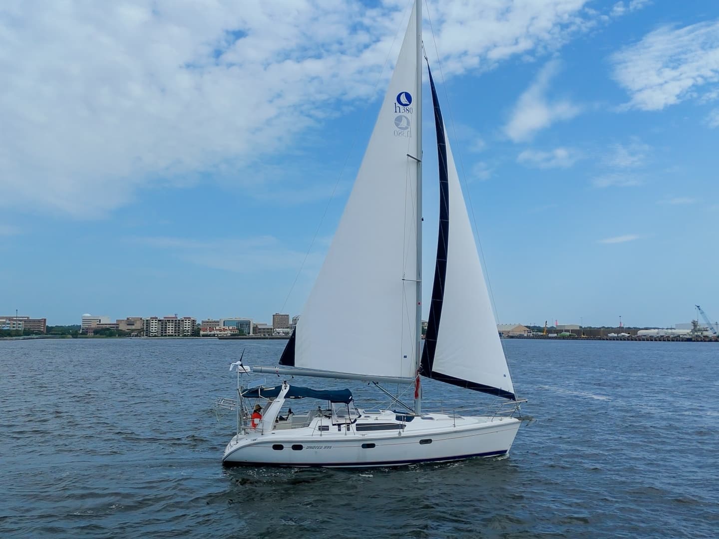 1999 Hunter 380
