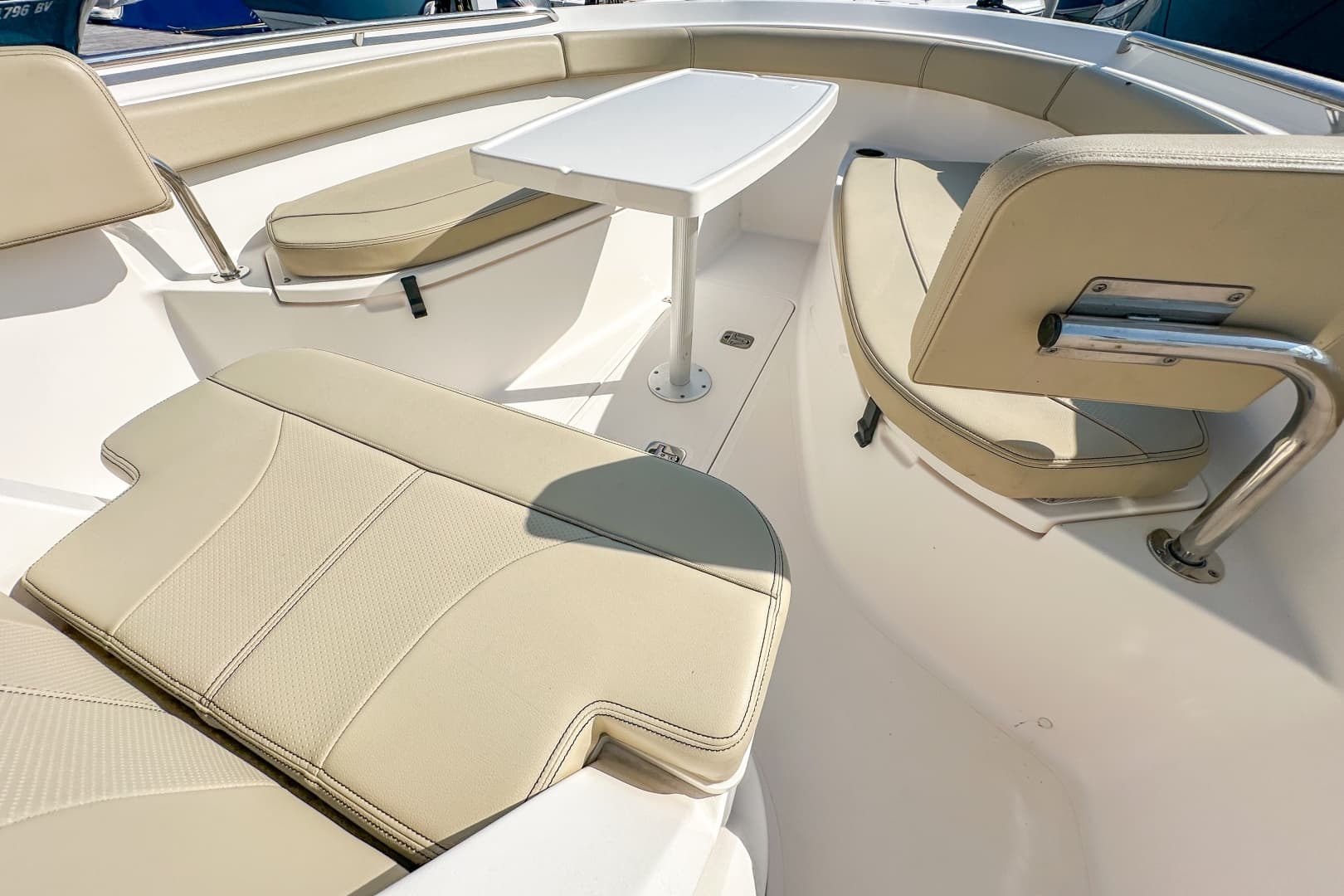 2018 Pursuit C 260