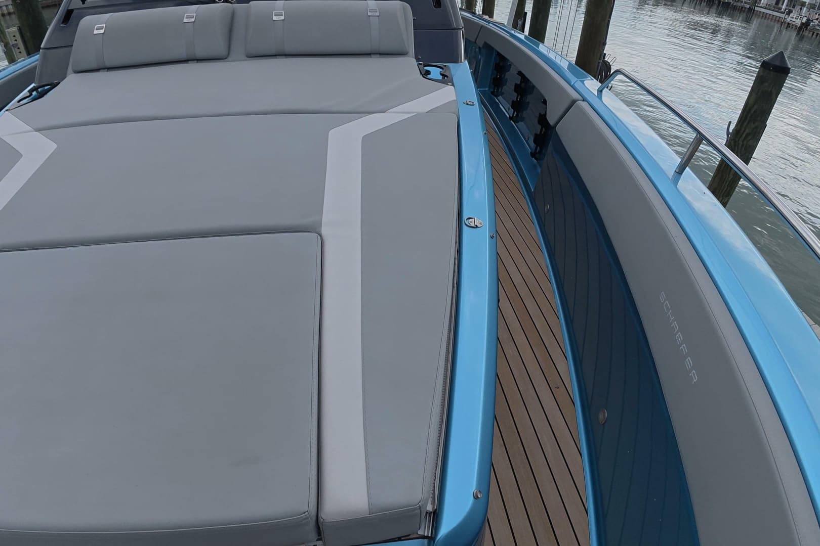 2025 Schaefer V44