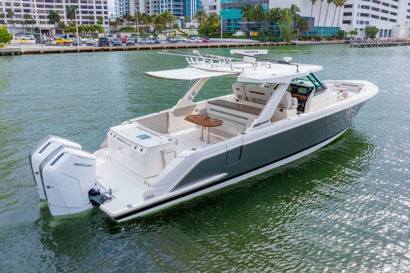 2024 Tiara Yachts 43 LS