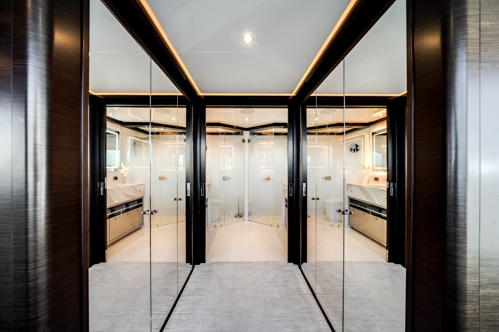 Master Closet Ensuite Bath