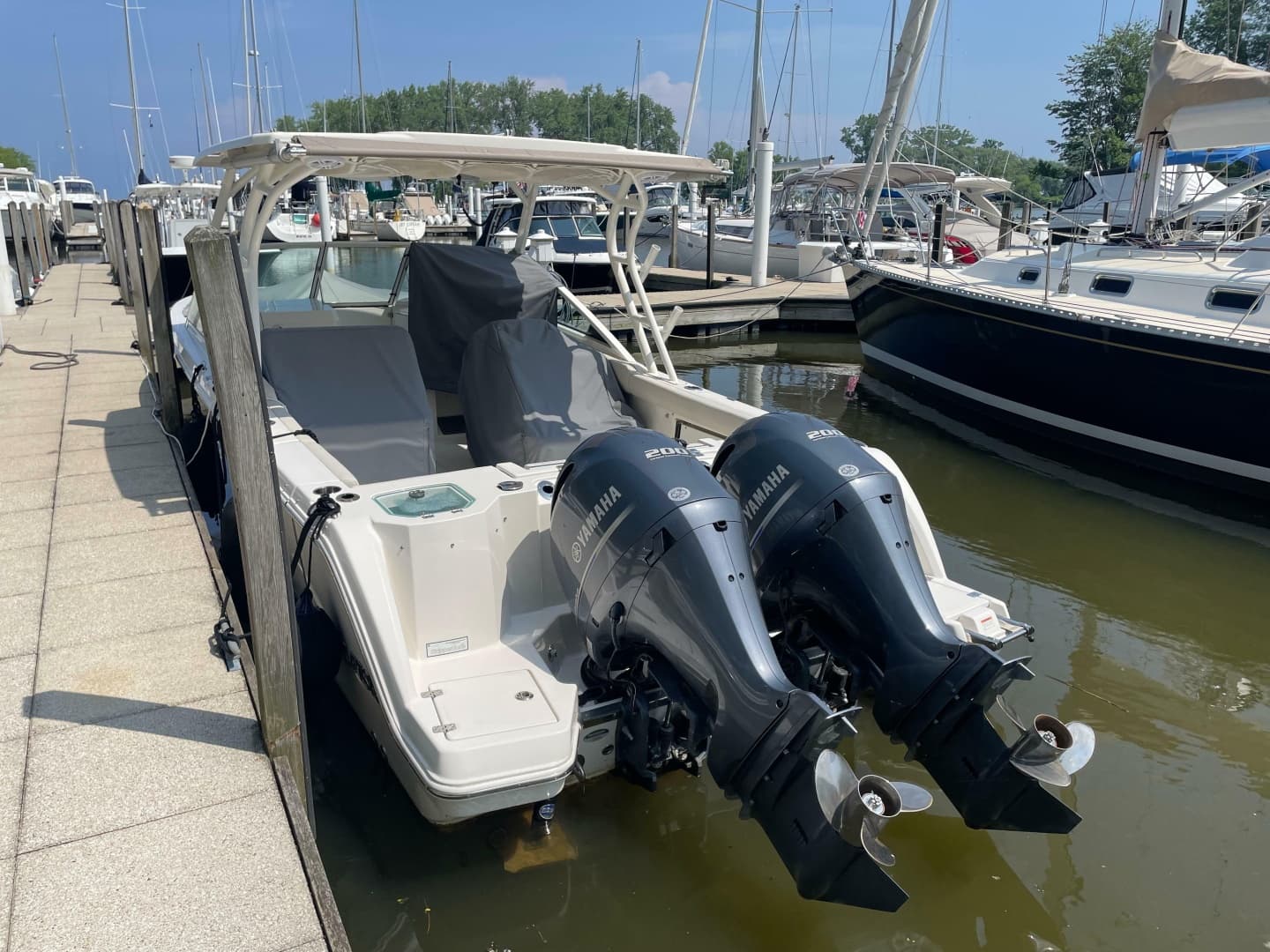 2023 Sailfish 276 DC