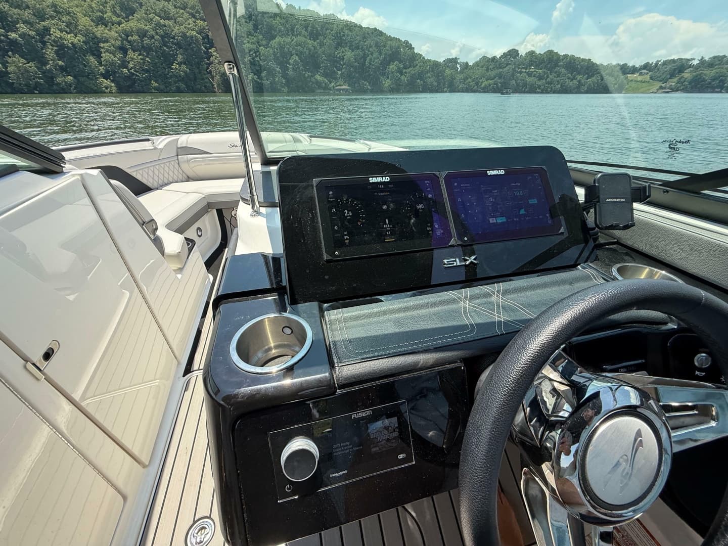 2023 Sea Ray SLX 260 Surf