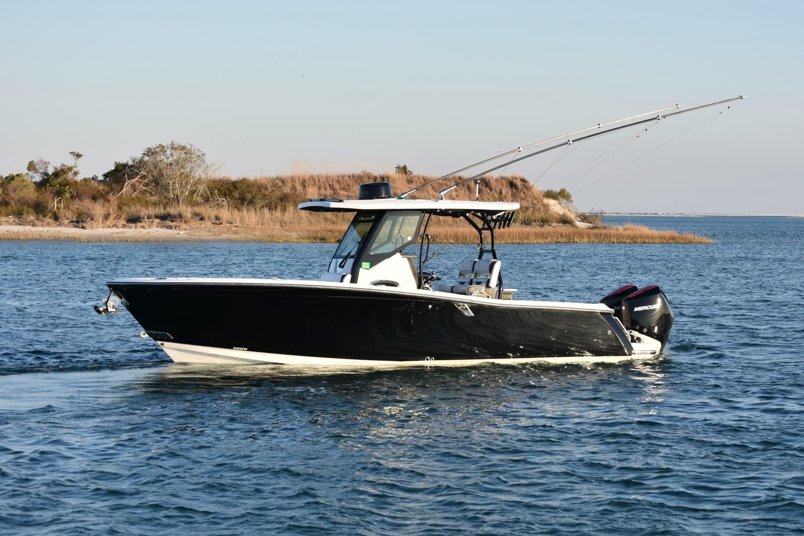 2022 Blackfin 272 CC