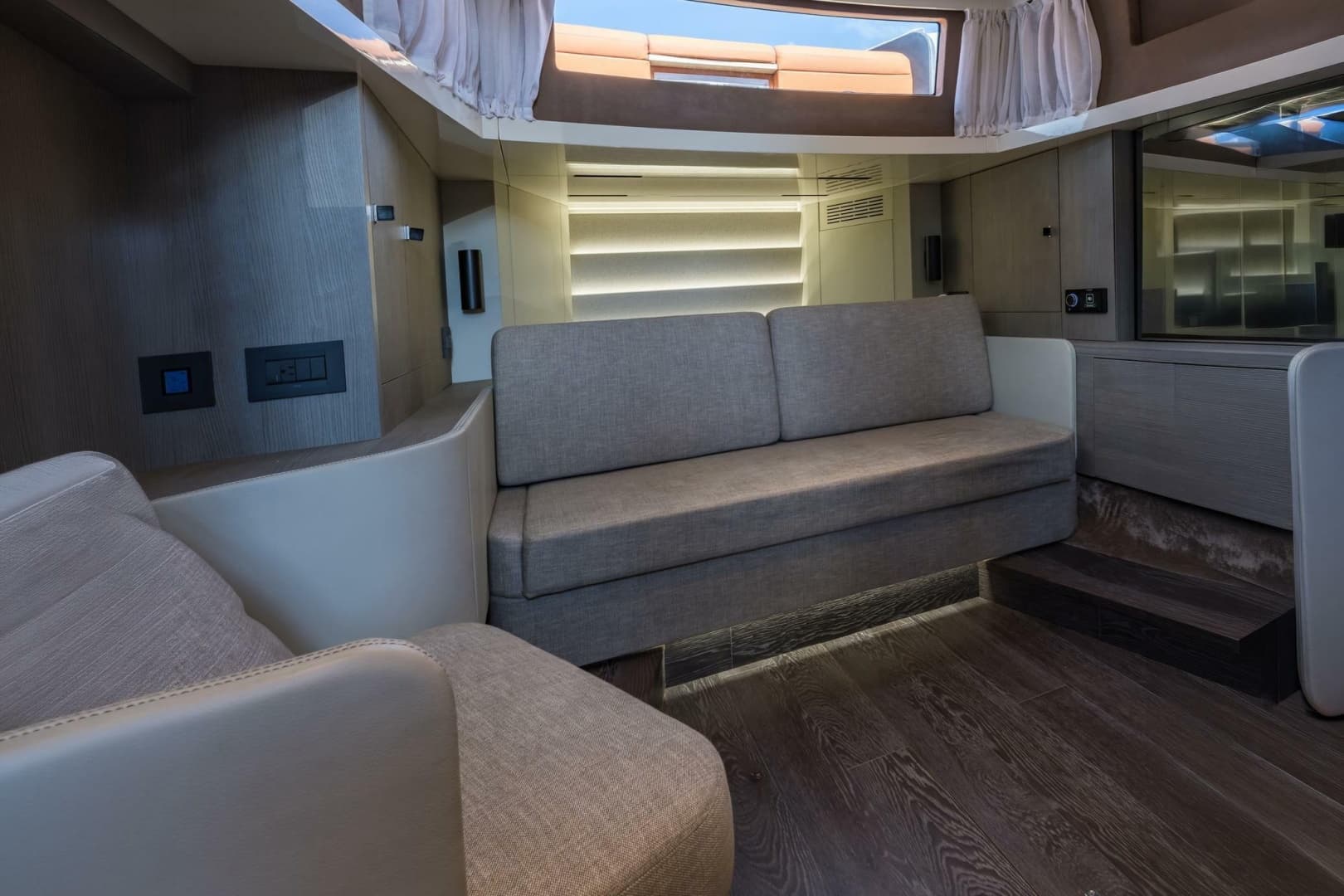 2022 Cranchi A46 Luxury Tender