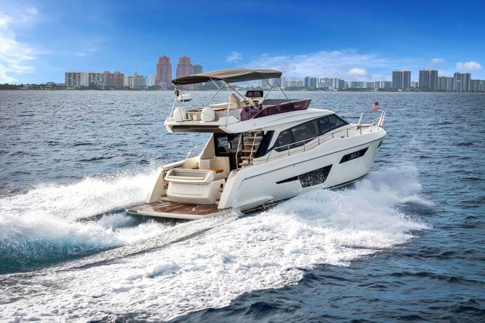 2021 Ferretti Yachts 500