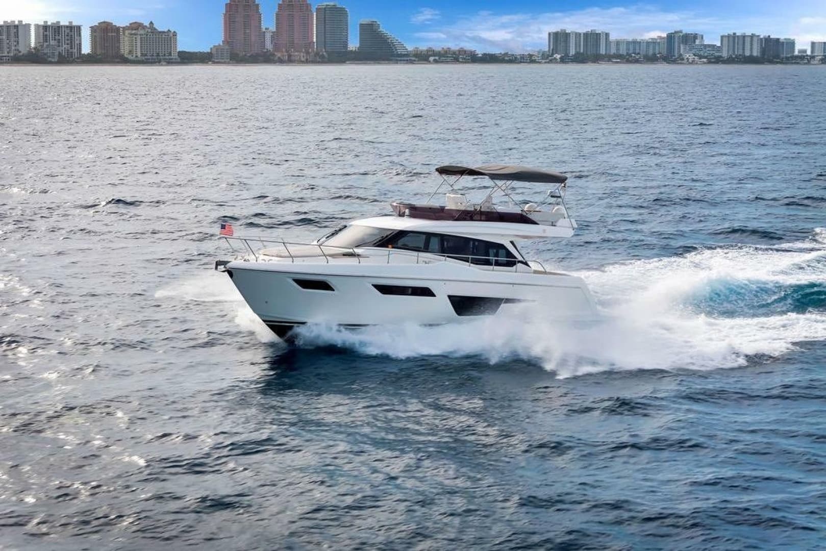 2021 Ferretti Yachts 500