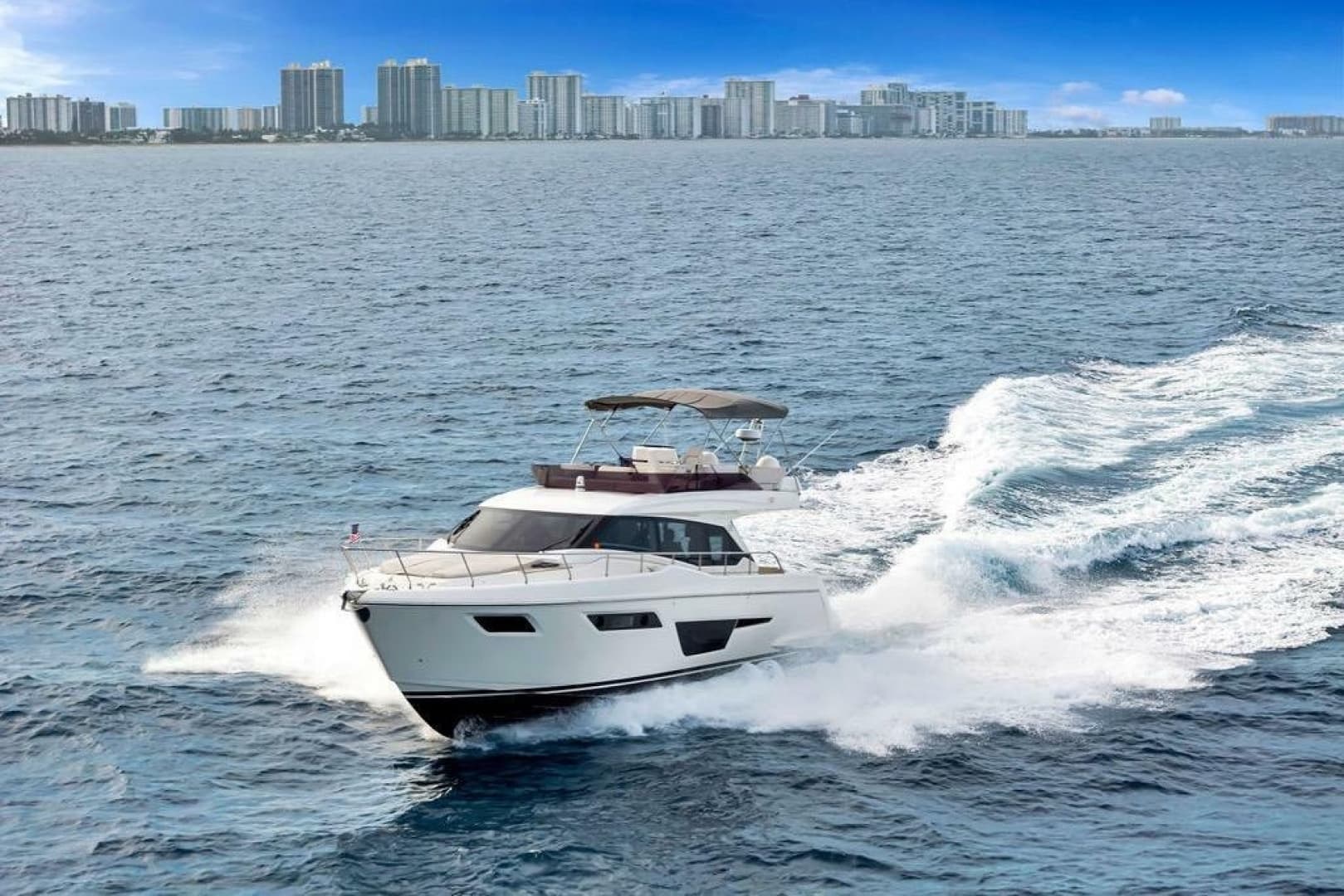 2021 Ferretti Yachts 500