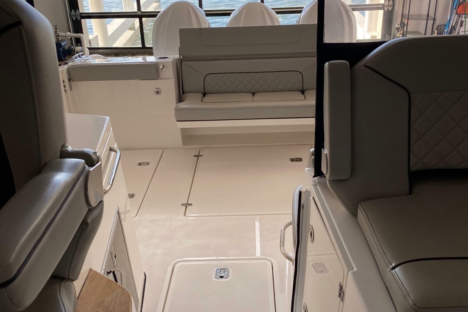 2022 Pursuit DC 365 Dual Console