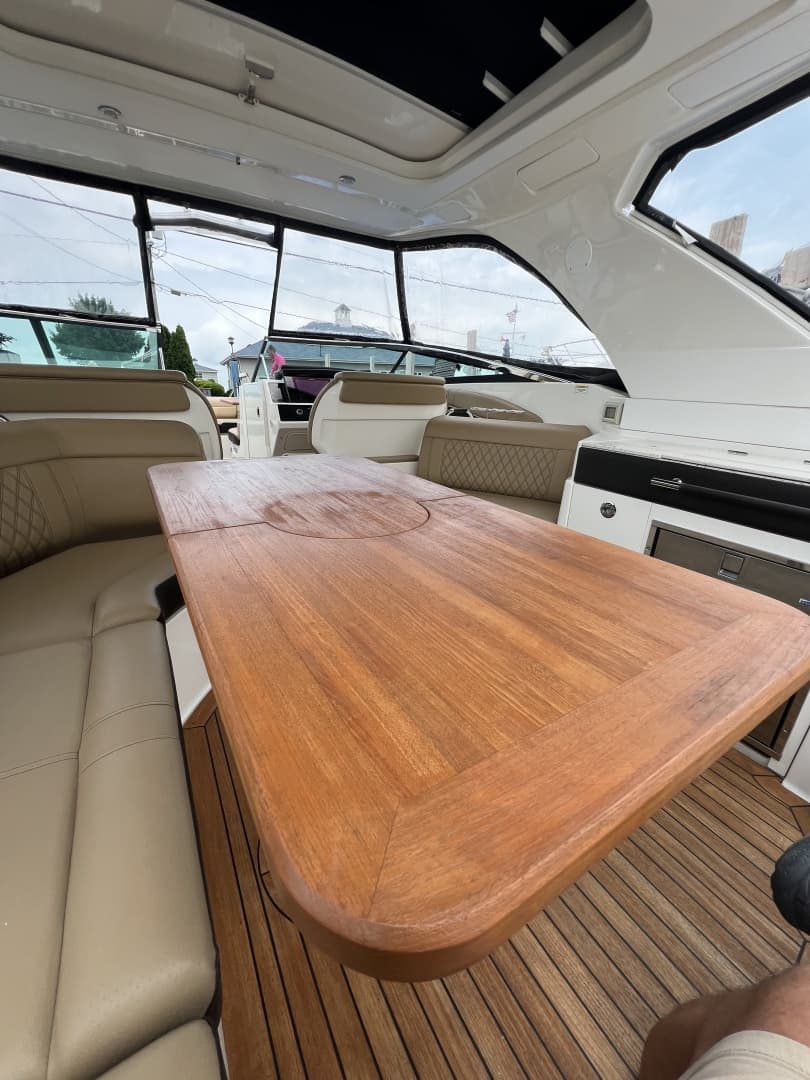 2020 Sea Ray 350 SLX