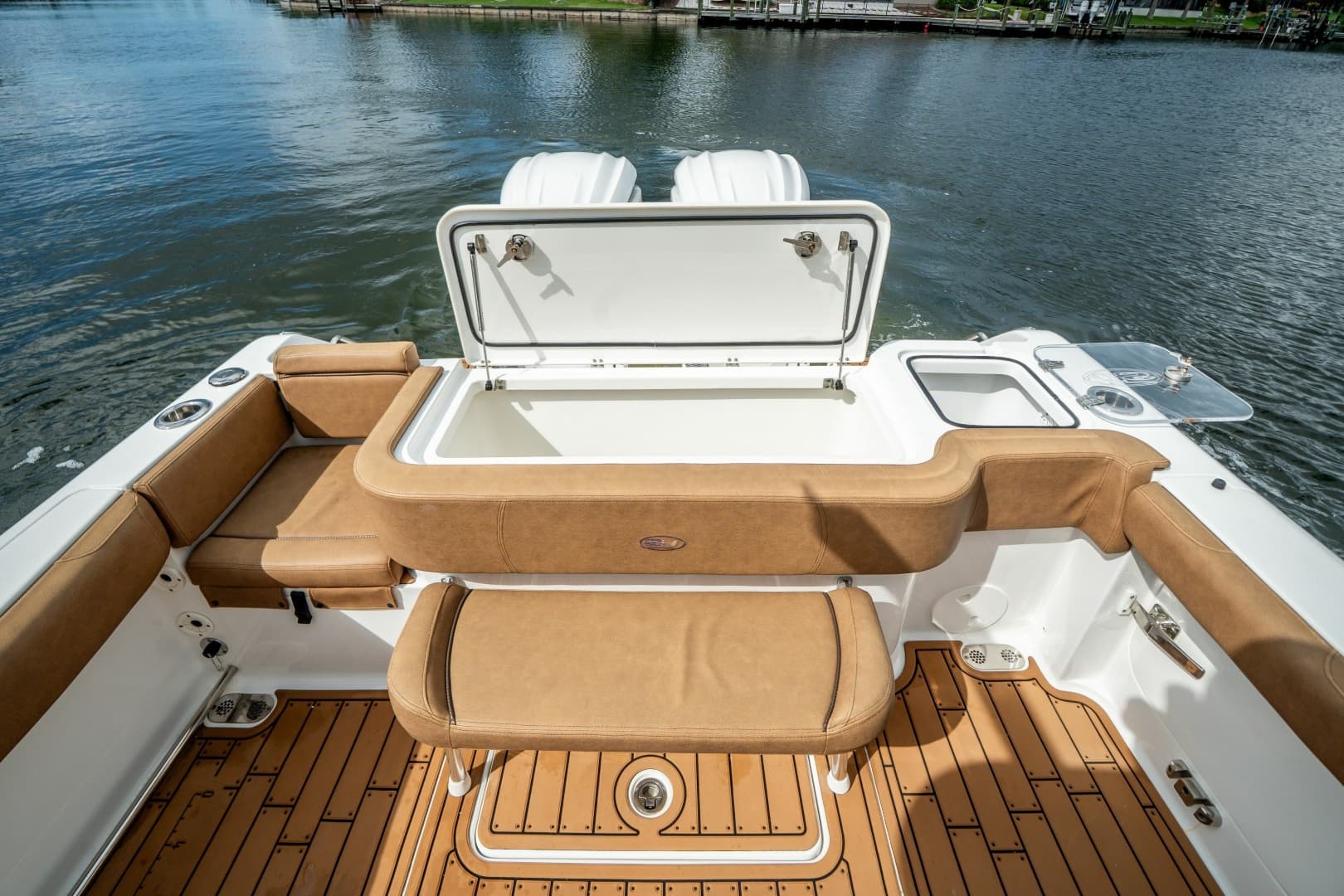 2022 Sea Hunt Gamefish 30CB