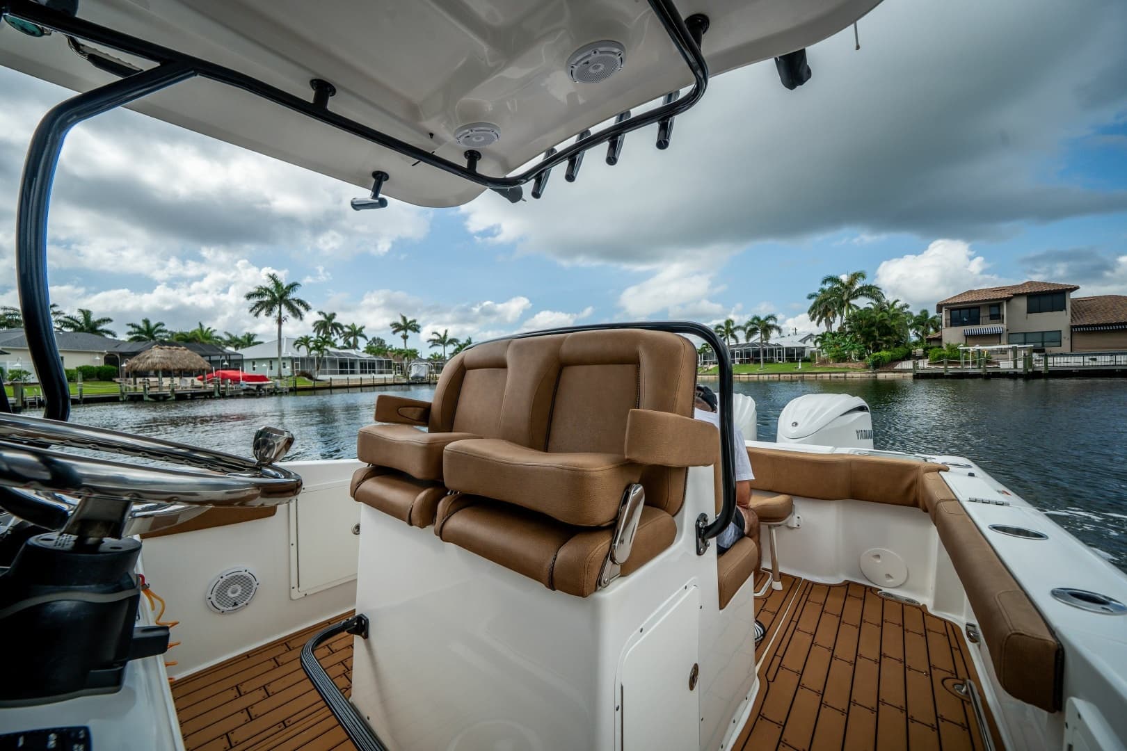 2022 Sea Hunt Gamefish 30CB
