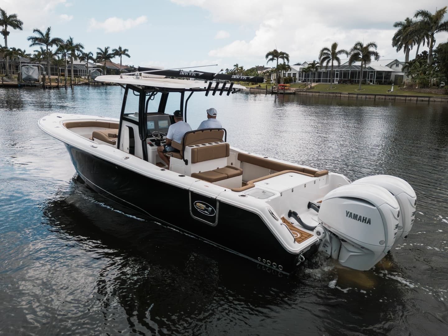 2022 Sea Hunt Gamefish 30CB
