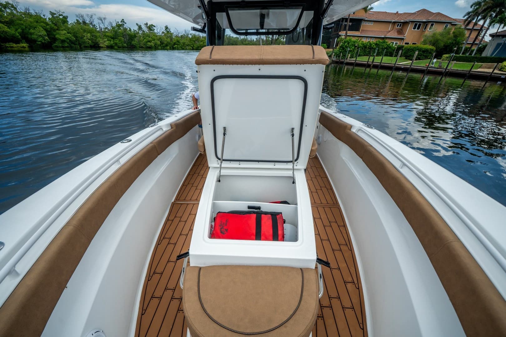 2022 Sea Hunt Gamefish 30CB